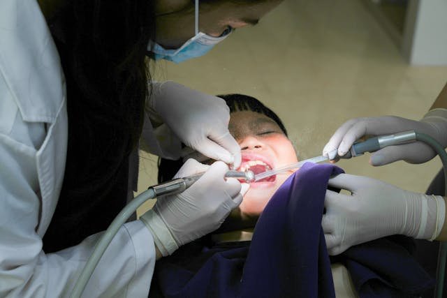 Kids Dentist in Wakad